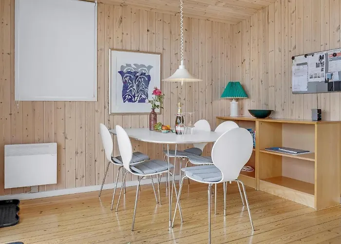 Semesterbostad Molleparken *